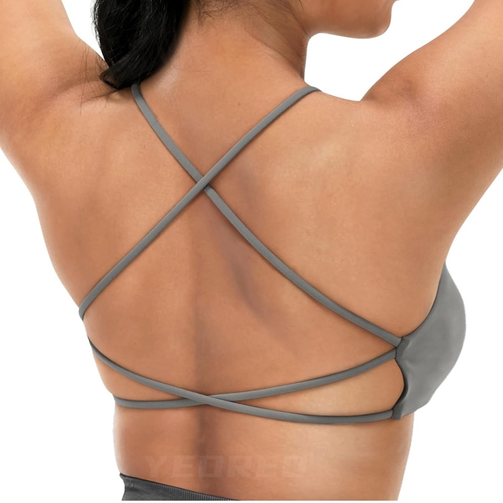 sports bra